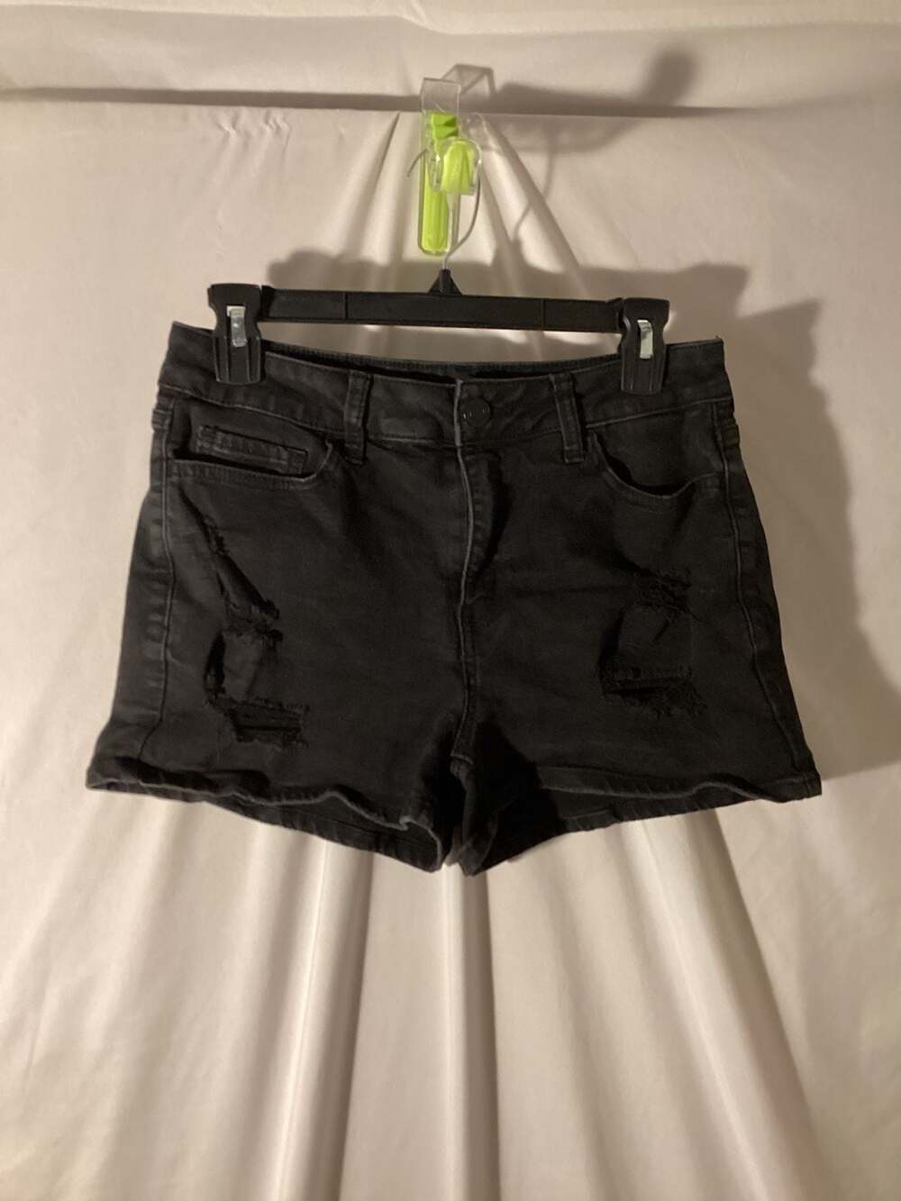 SO High Rise Shortie Black Distressed Denim Jean Shorts Size 9/29W